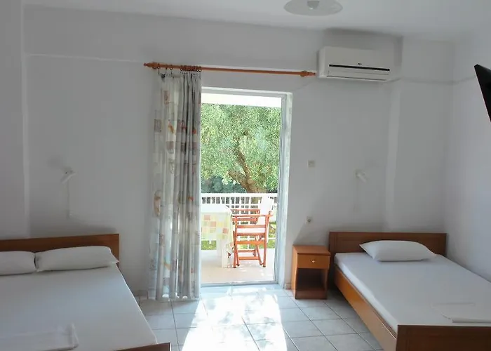 Studios Kaintas * Agia Paraskevi (Kassandra)